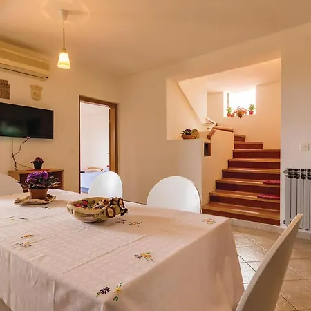 Amazing In With House Sea View Apartment *