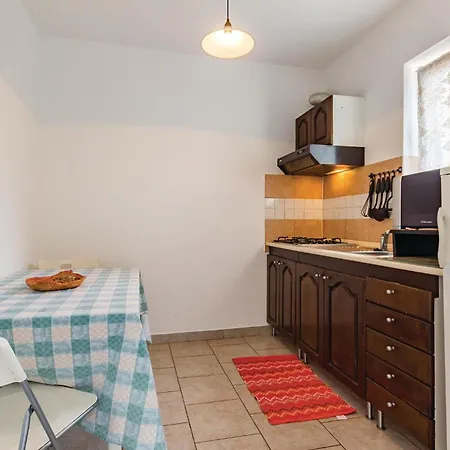 Amazing In With House Sea View Apartment